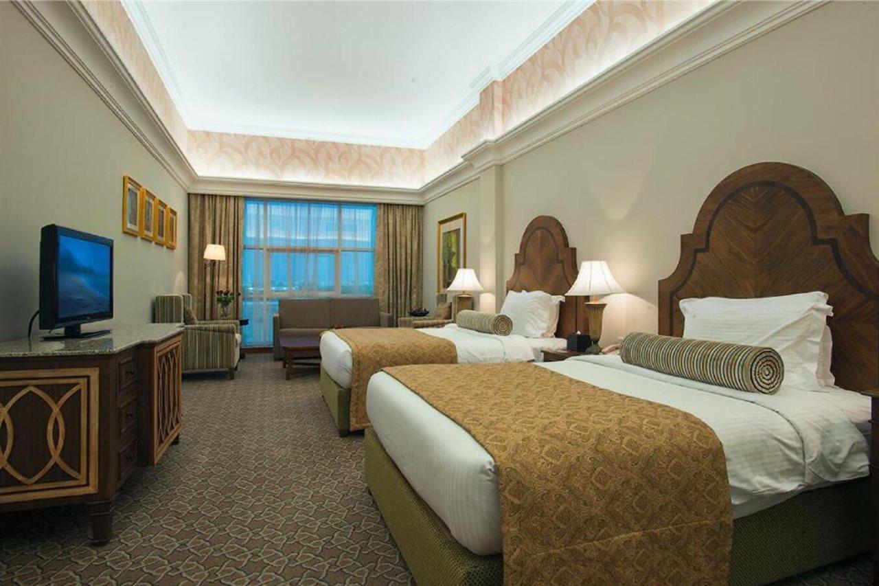 Ayla Hotel Al Ain Exterior foto