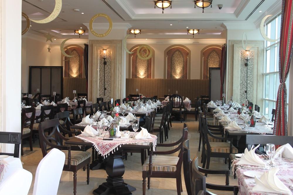 Ayla Hotel Al Ain Exterior foto