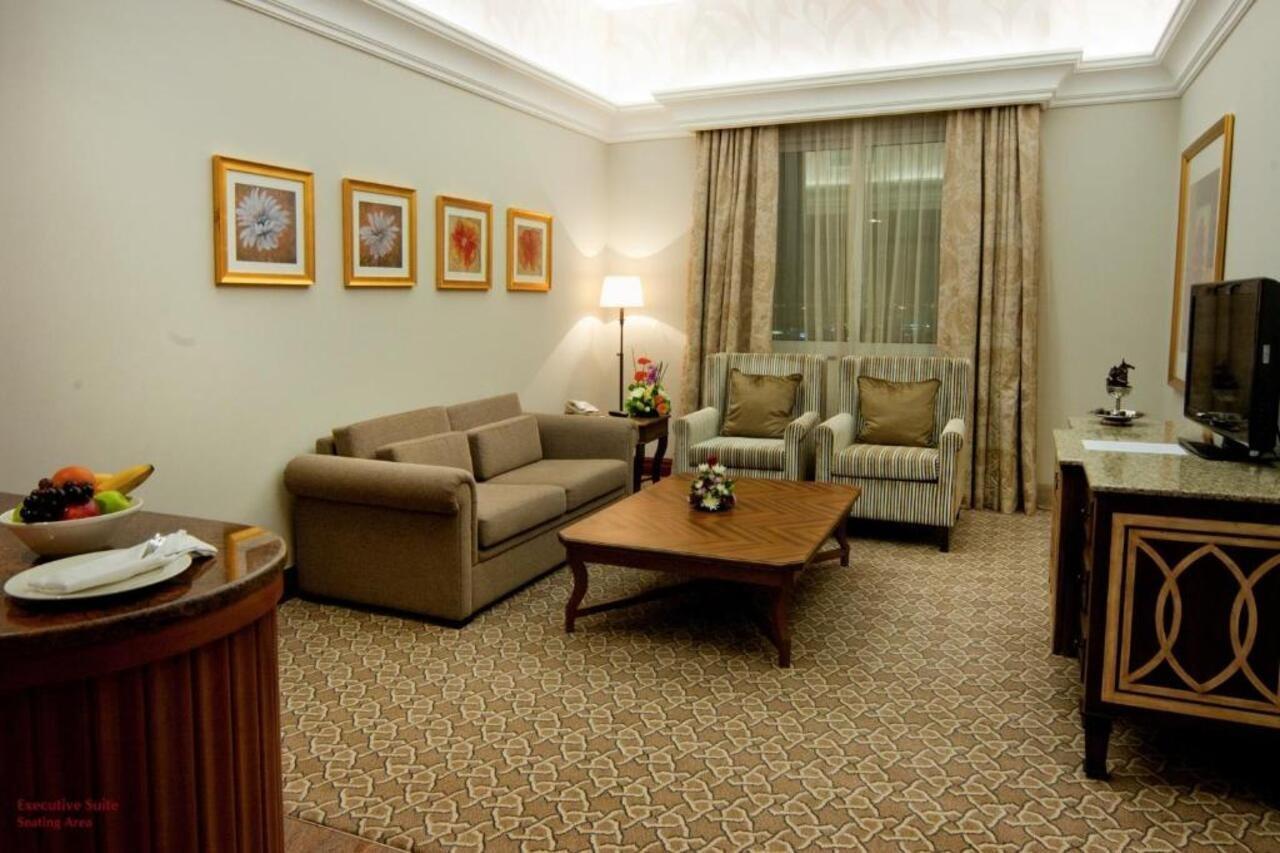 Ayla Hotel Al Ain Exterior foto