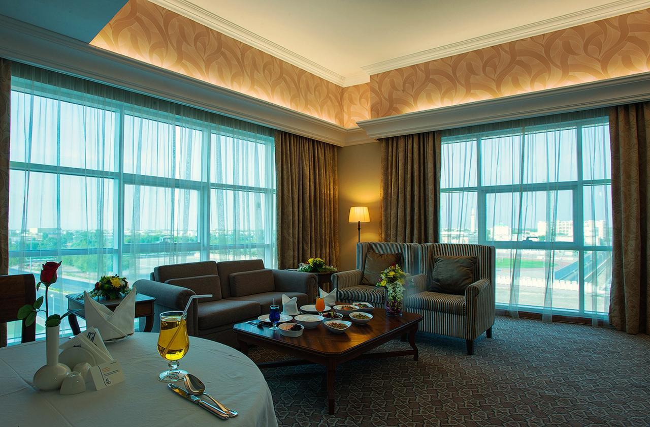 Ayla Hotel Al Ain Exterior foto